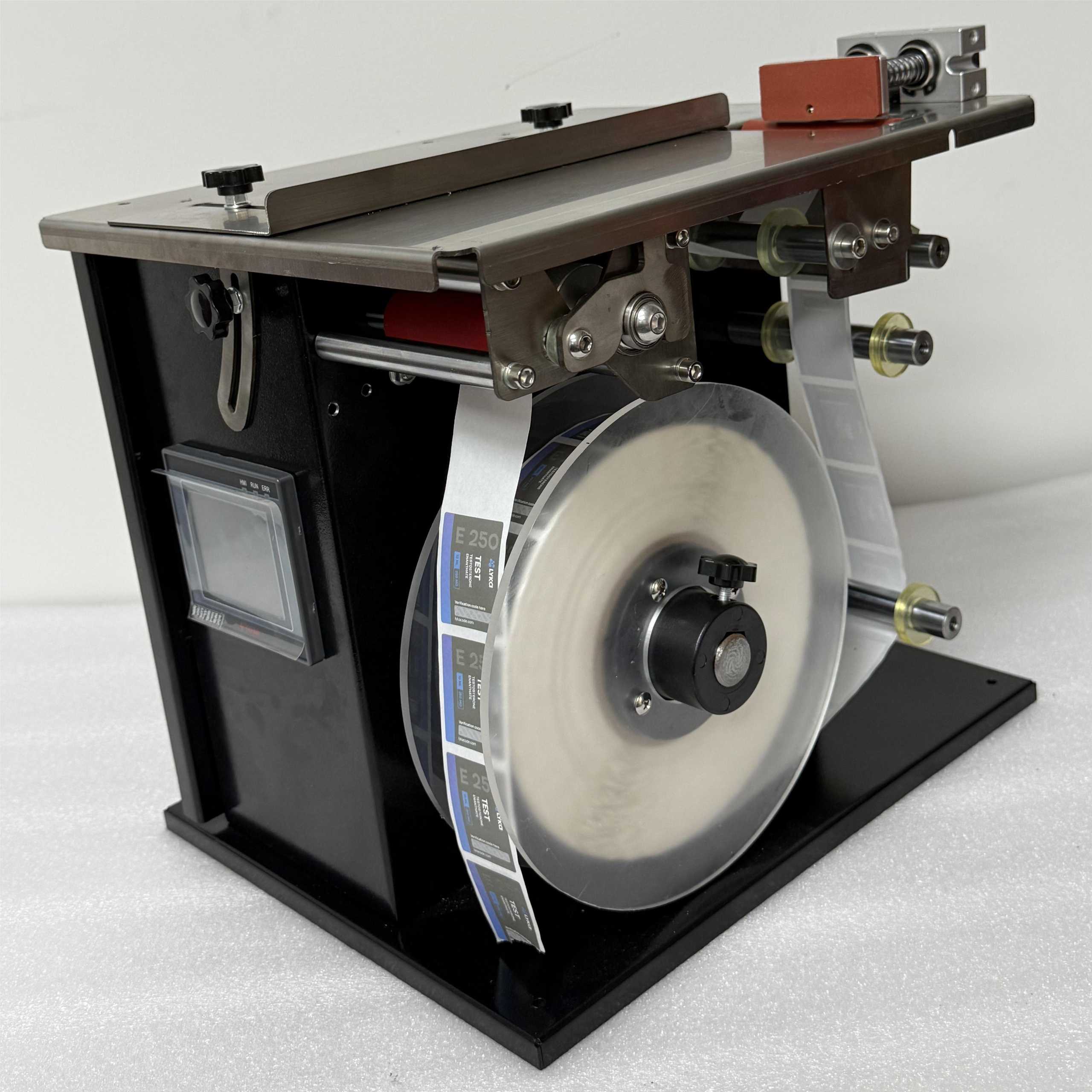 آلة وضع العلامات شبه التلقائي